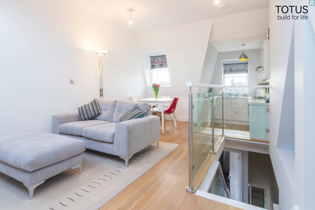 Loft conversion and house remodelling in Wimbledon, TOTUS TOTUS Moderne woonkamers