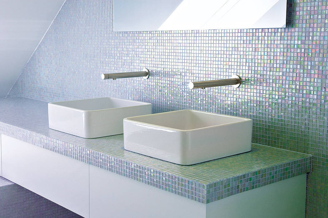 Single handle built-in wall mixer homify Phòng tắm phong cách hiện đại