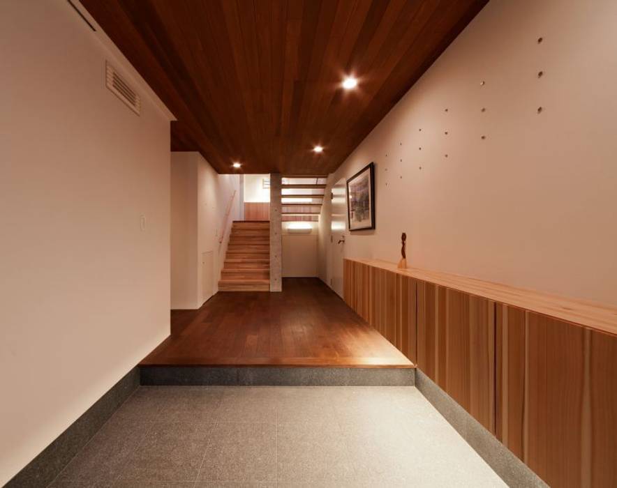 玄関ホール 有限会社笹野空間設計 モダンスタイルの 玄関&廊下&階段