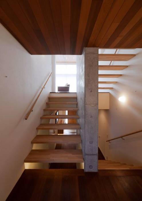 階段廻り 有限会社笹野空間設計 モダンスタイルの 玄関&廊下&階段