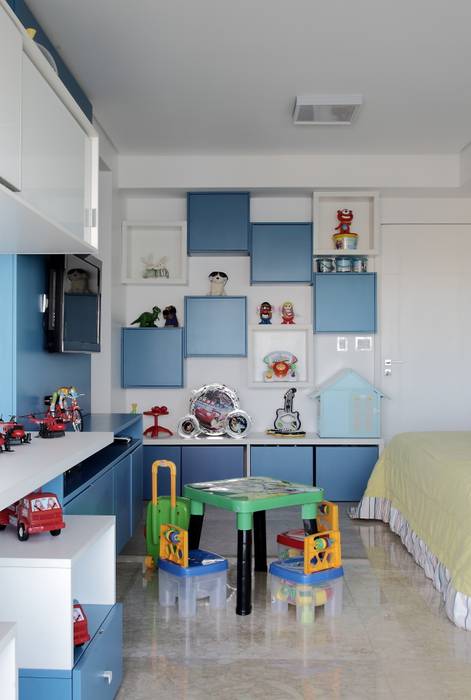 APARTAMENTO 300m2 - CASA FORTE- RECIFE-PE, ROMERO DUARTE & ARQUITETOS ROMERO DUARTE & ARQUITETOS Quarto infantil moderno