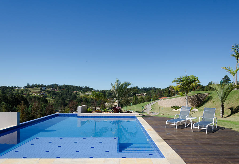 Casa Manacás, NOMA ESTUDIO NOMA ESTUDIO Piscinas modernas