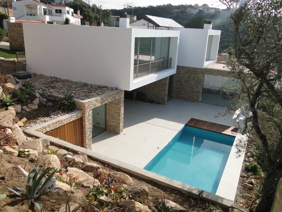 Villa Almoinhas Velhas | Cascais, shfa shfa Casas modernas Água,Plantar,Propriedade,Construção,Azure,Árvore,Piscina,Design urbano,Área residencial,Material composto