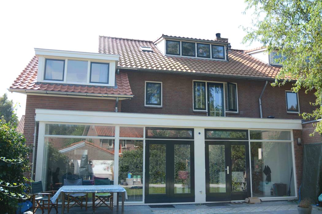 uitbreiding woonhuis Amersfoort, TIEN+ architecten TIEN+ architecten Classic style houses