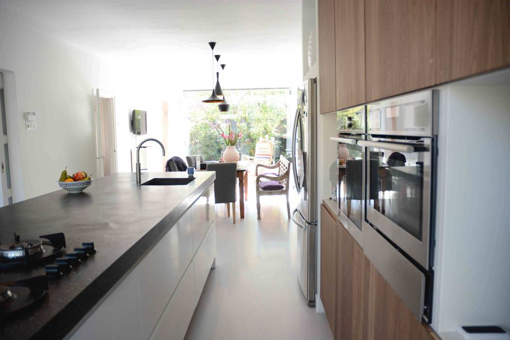 uitbreiding woonhuis Amersfoort, TIEN+ architecten TIEN+ architecten Modern kitchen