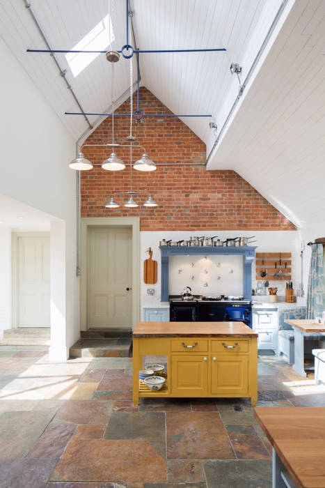 Traditional Farmhouse Kitchen Extension, Oxfordshire, HollandGreen HollandGreen カントリーデザインの キッチン