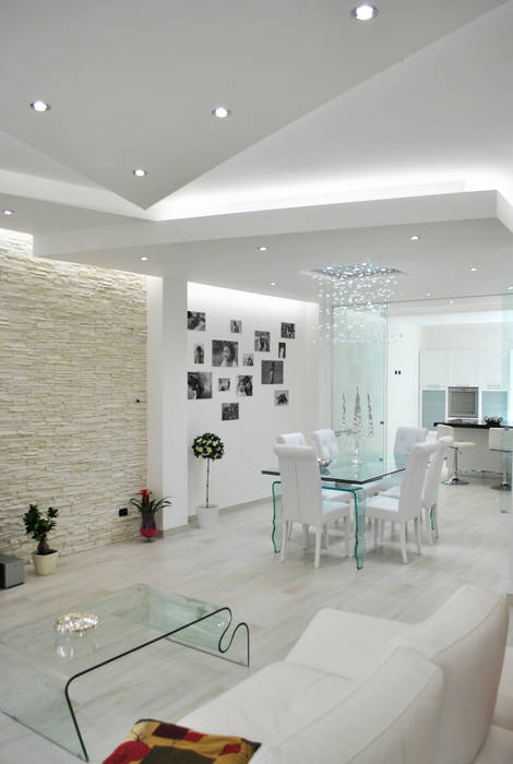 homify Modern dining room