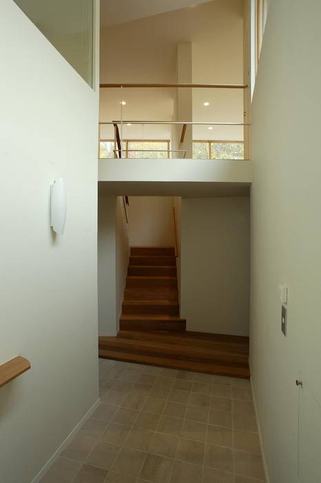 玄関ホール キタウラ設計室 オリジナルスタイルの 玄関&廊下&階段