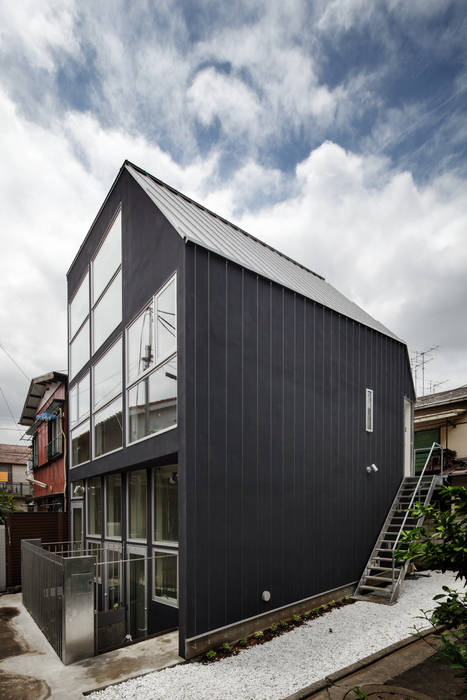 Triplex House, Yukinobu Toyama Architects Yukinobu Toyama Architects ミニマルな 家