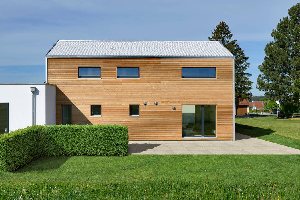 Das erste weiße Klimaschutz-Dach Deutschlands!, Bau-Fritz GmbH & Co. KG Bau-Fritz GmbH & Co. KG Moderne huizen