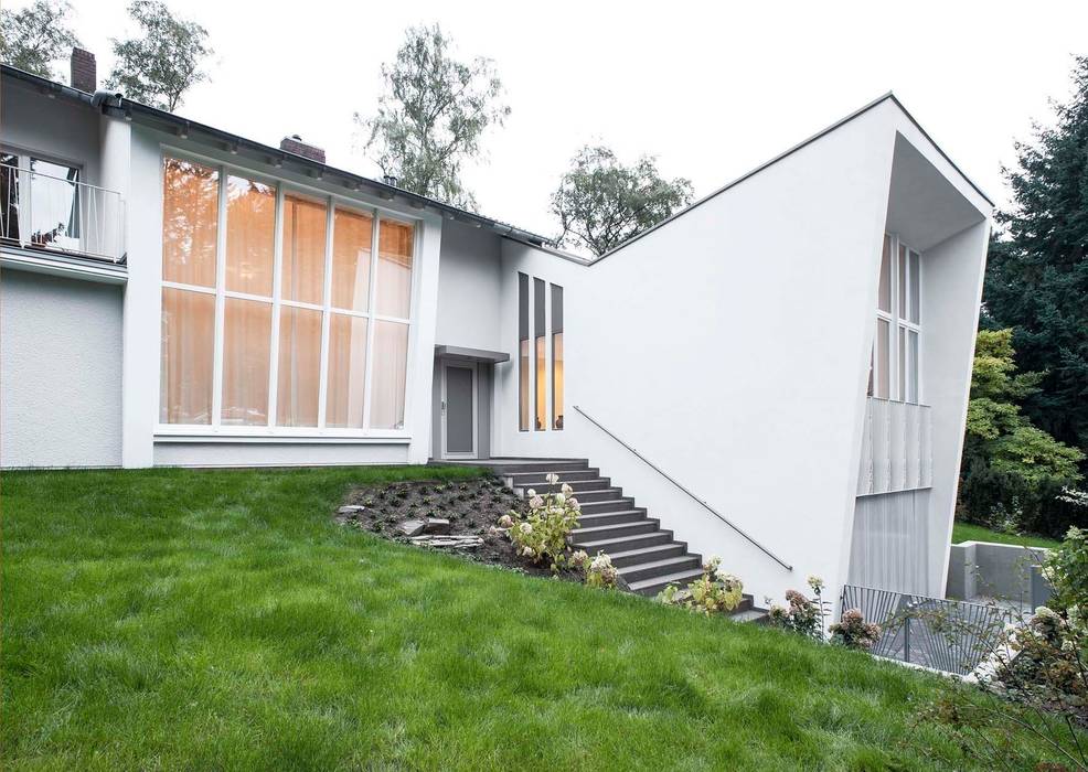Gartenvilla Bergisch-Gladbach, Bachmann Badie Architekten Bachmann Badie Architekten Modern Houses