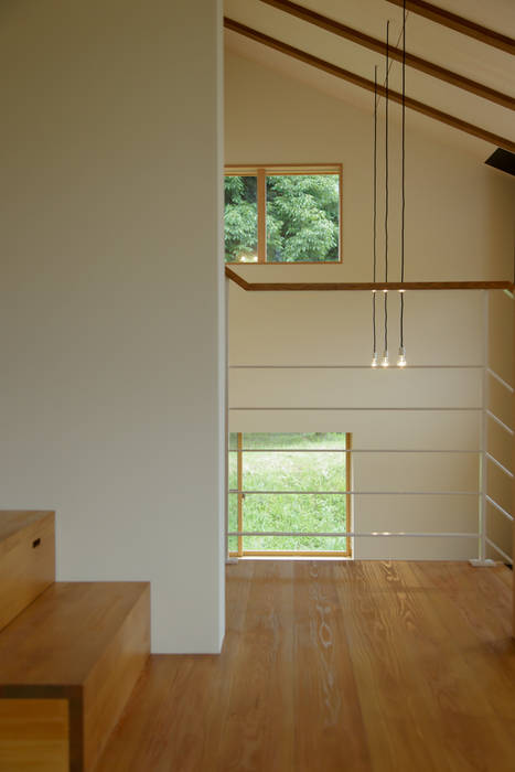 house in Ishikawauchi, とやま建築デザイン室 とやま建築デザイン室 モダンデザインの 多目的室