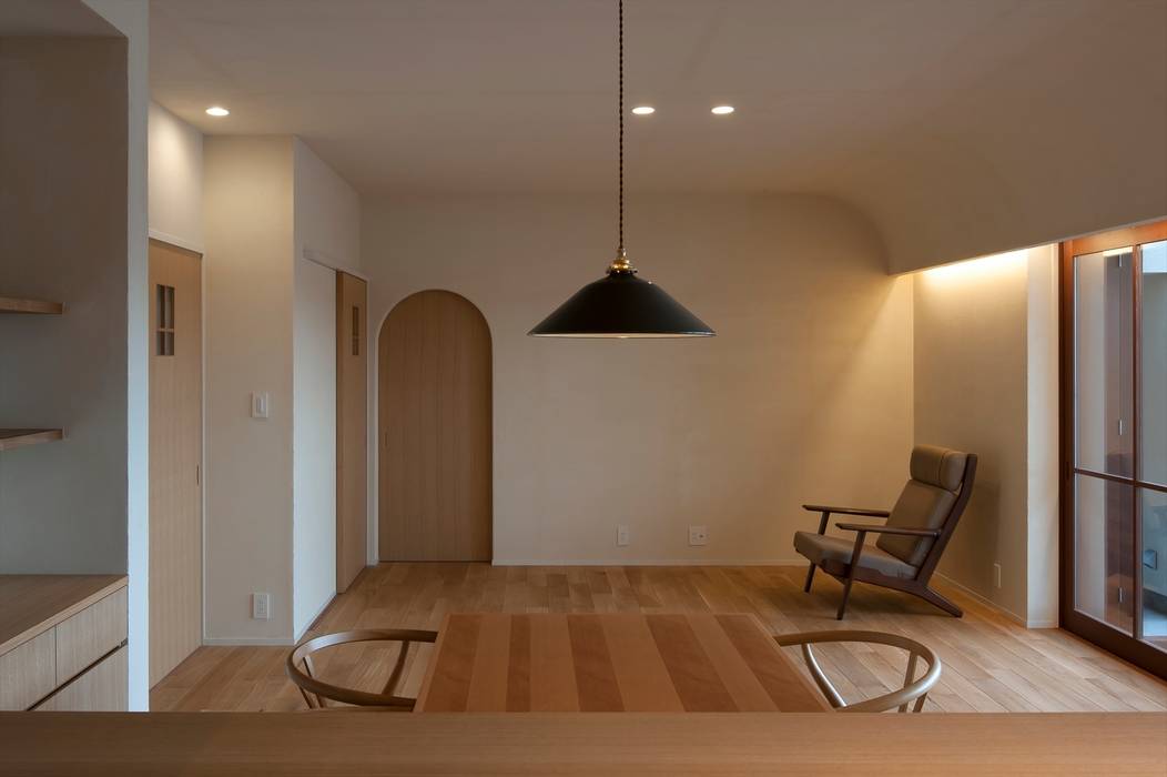 フランス漆喰のある家, 宇佐美建築設計室 宇佐美建築設計室 客廳