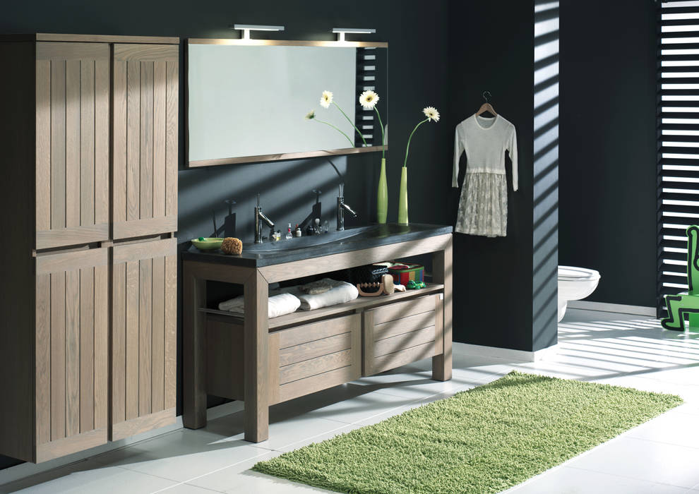 Vollholzbadmöbel der Serie Base-Terra, F&F Floor and Furniture F&F Floor and Furniture Salle de bain rurale