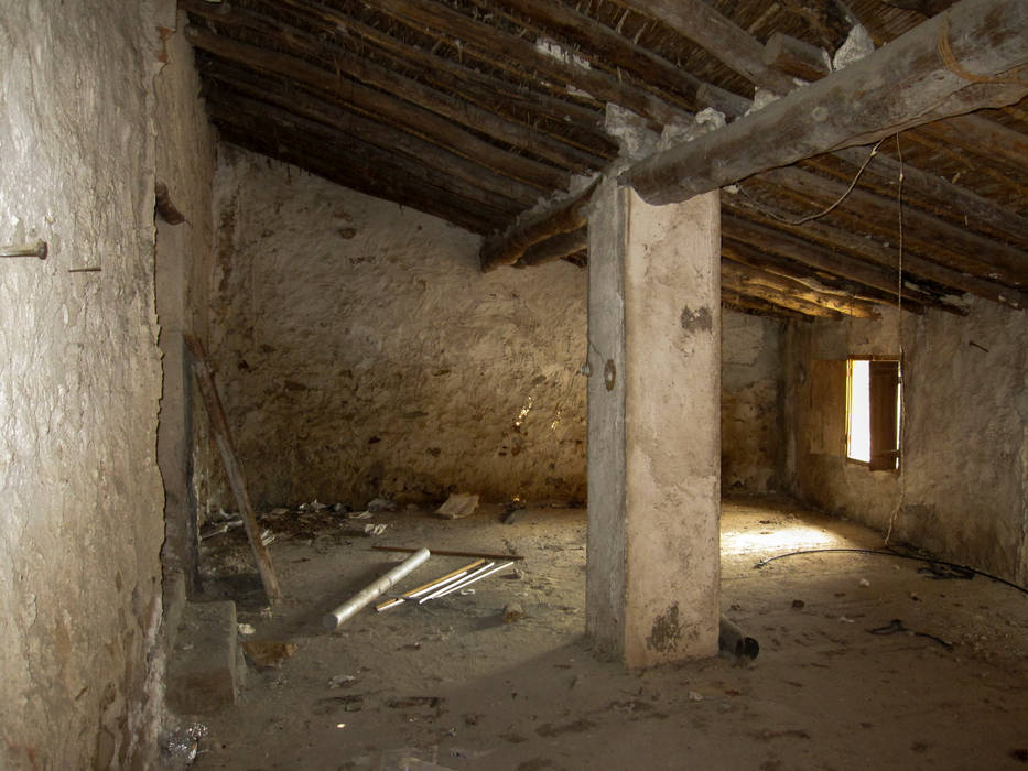 Interior, estado original FGMarquitecto