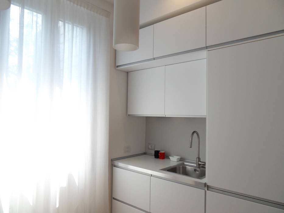 soggiorno-cucina gk architetti (Carlo Andrea Gorelli+Keiko Kondo) Soggiorno minimalista