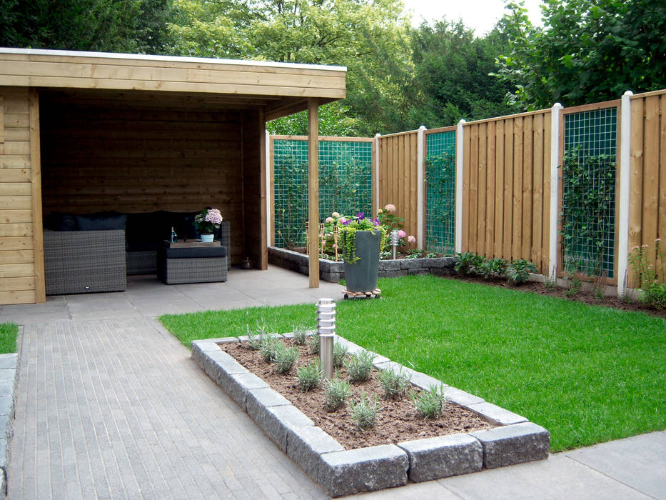 Blokhutten, NuBuiten.nl NuBuiten.nl Scandinavische balkons, veranda's en terrassen