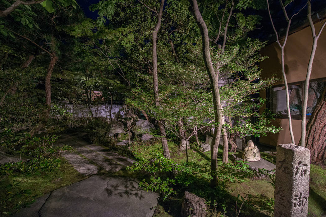 近江の庭, 株式会社近江庭園 株式会社近江庭園 Giardino moderno