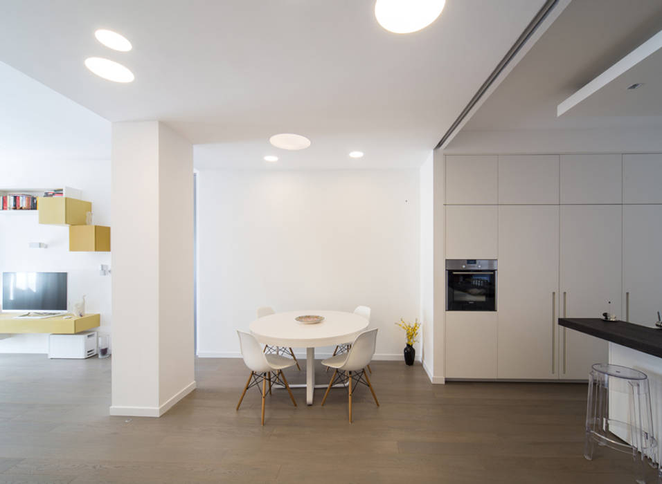 Radiant White, ristrutturami ristrutturami Salas de estilo minimalista