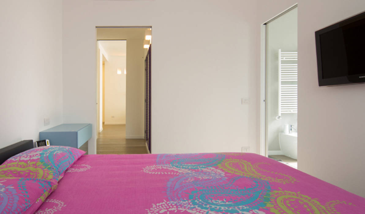 Radiant White, ristrutturami ristrutturami Dormitorios de estilo minimalista