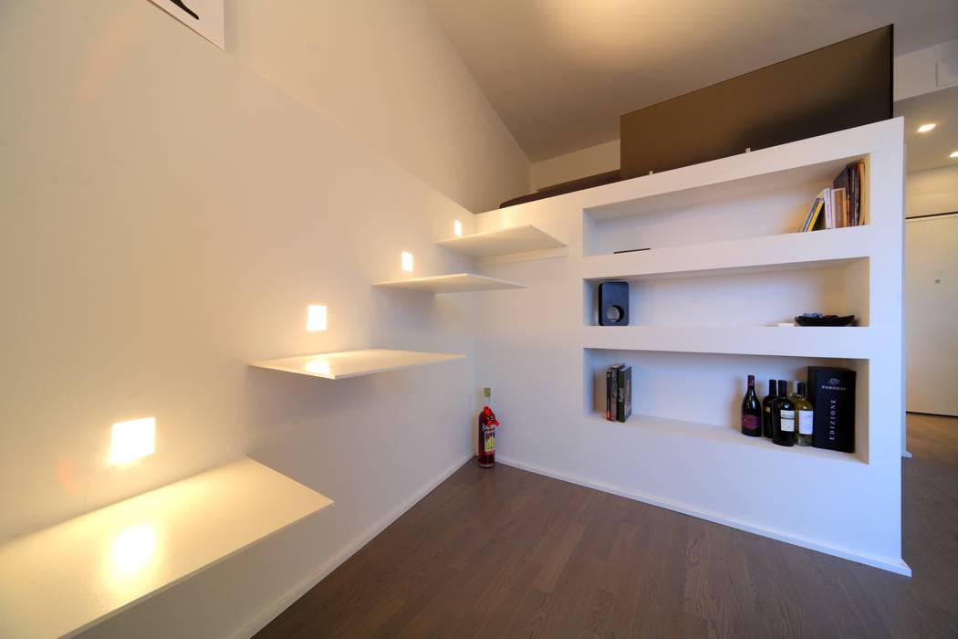 scomparire a Milano, ristrutturami ristrutturami Minimalist living room