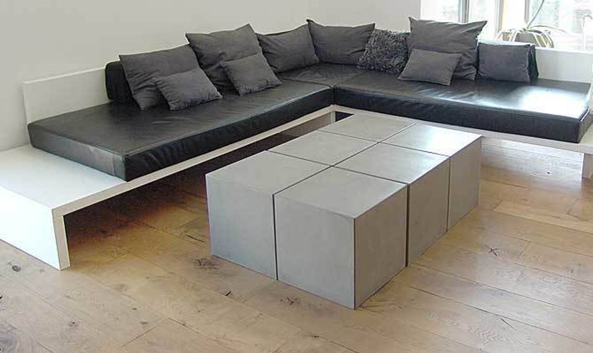 Couchtisch aus Beton CUBES, Form in Funktion / UrbanDesigners Form in Funktion / UrbanDesigners Living room Side tables & trays