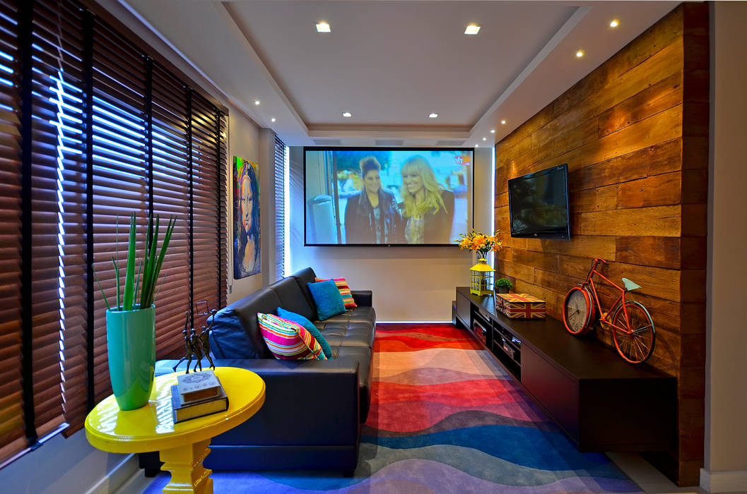 Cobertura Duplex, Juliana Baumhardt Arquitetura Juliana Baumhardt Arquitetura Modern media room