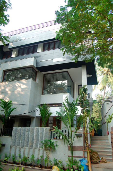 DR.HARIHARAN RESIDENCE, Muraliarchitects Muraliarchitects Casas modernas: Ideas, imágenes y decoración