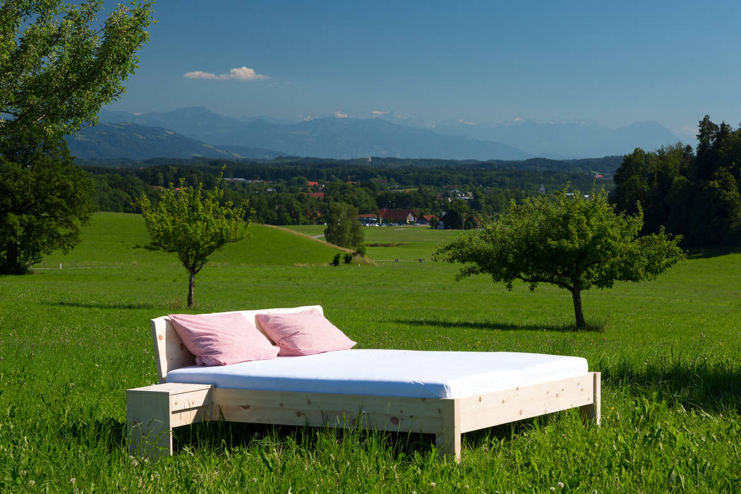 Ein Bett im Kornfeld!, Schreinerei Haas Mathias Schreinerei Haas Mathias Quartos modernos Camas e cabeceiras