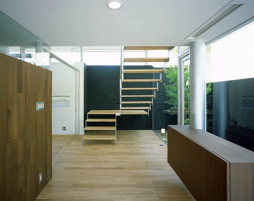 星ヶ峰の住宅, アトリエ環 建築設計事務所 アトリエ環 建築設計事務所 Modern corridor, hallway & stairs