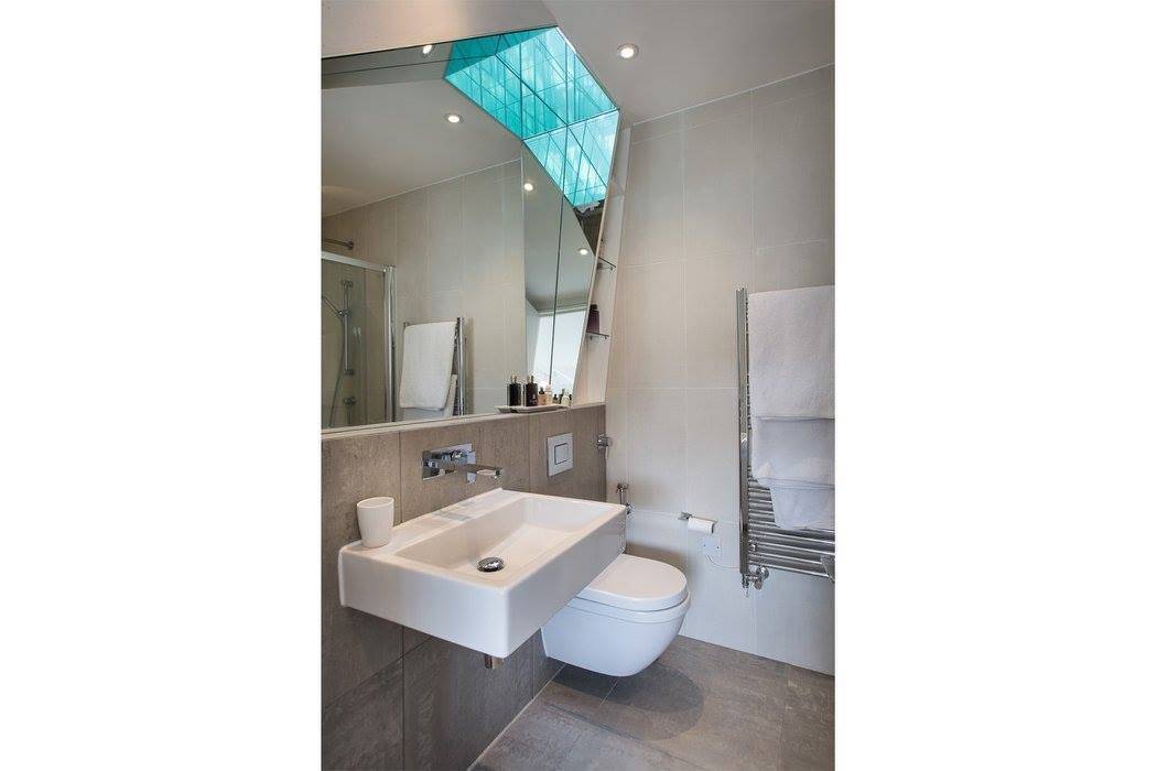 Abbots Gardens, N2, XUL Architecture XUL Architecture Modern bathroom