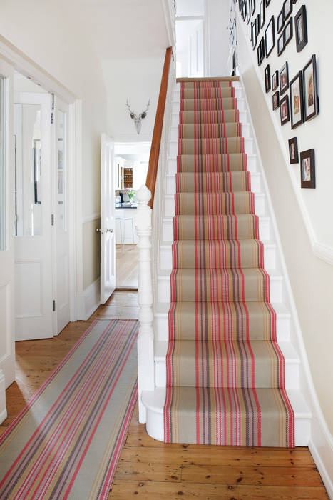 Roger Oates Chatham Mallow stair runner Roger Oates Design Corredores, halls e escadas modernos