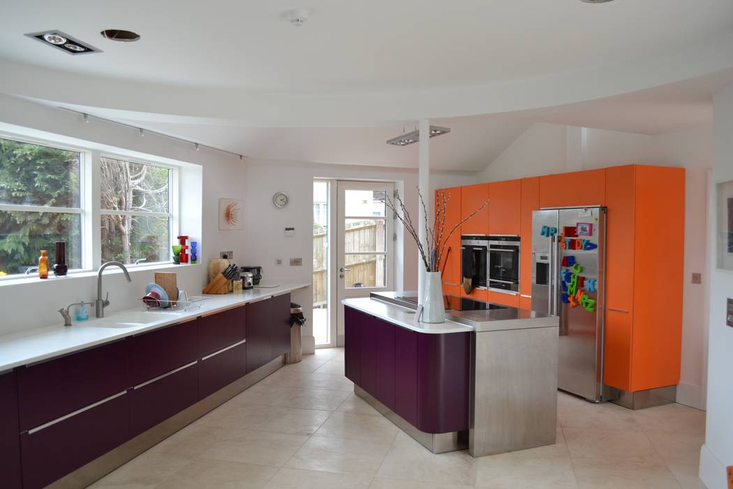 Colourful kitchen Hetreed Ross Architects Modern Mutfak