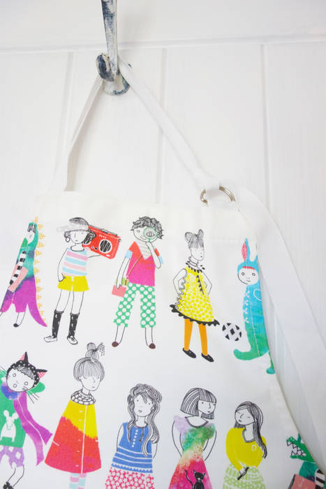 Dress Up Day - Kids Apron Sas and Yosh Modern kitchen Accessories & textiles