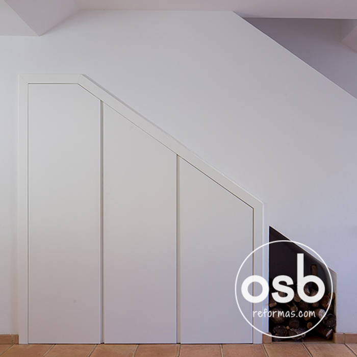 gaviotas, osb arquitectos osb arquitectos الممر الحديث، المدخل و الدرج Storage