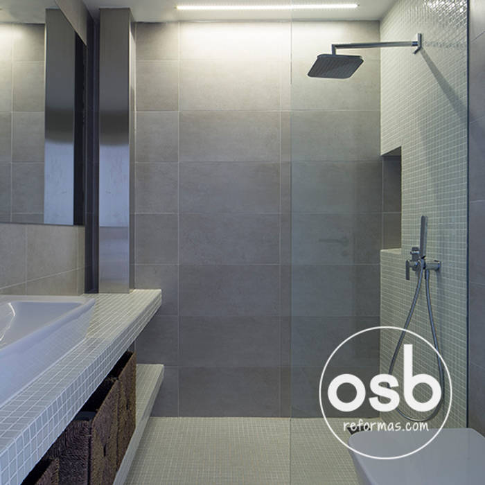 Baño principal osb arquitectos Baños de estilo moderno