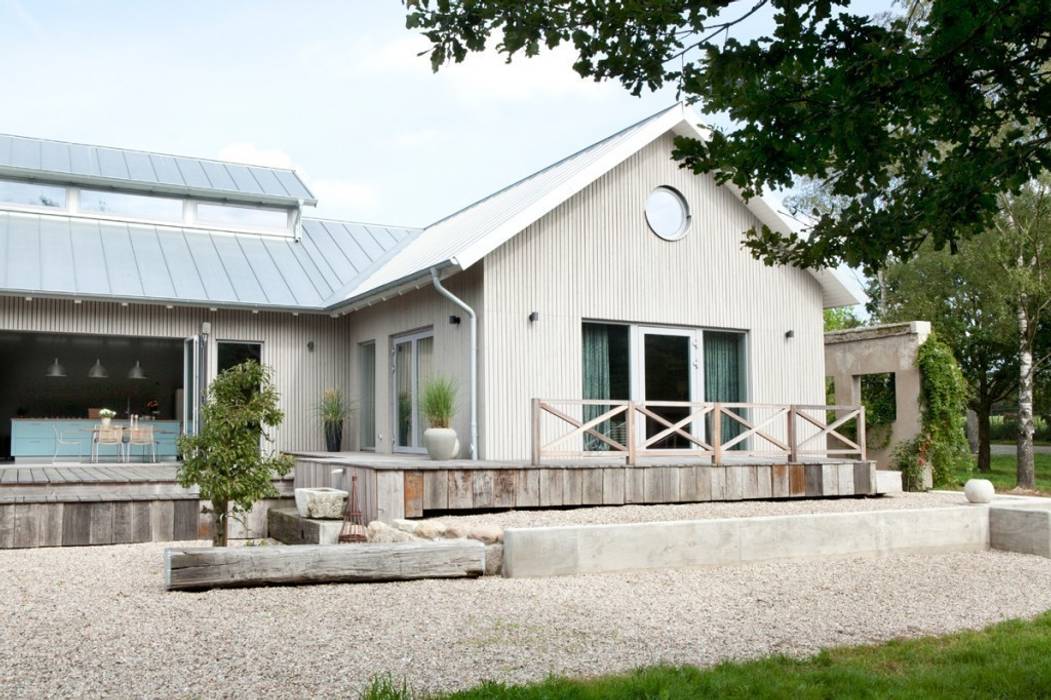 Haus Trittau, raphaeldesign raphaeldesign Casas escandinavas