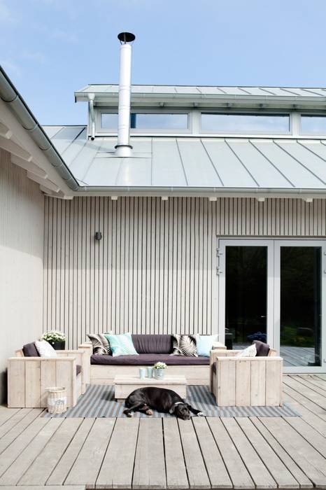 Haus Trittau, raphaeldesign raphaeldesign Scandinavian style balcony, porch & terrace