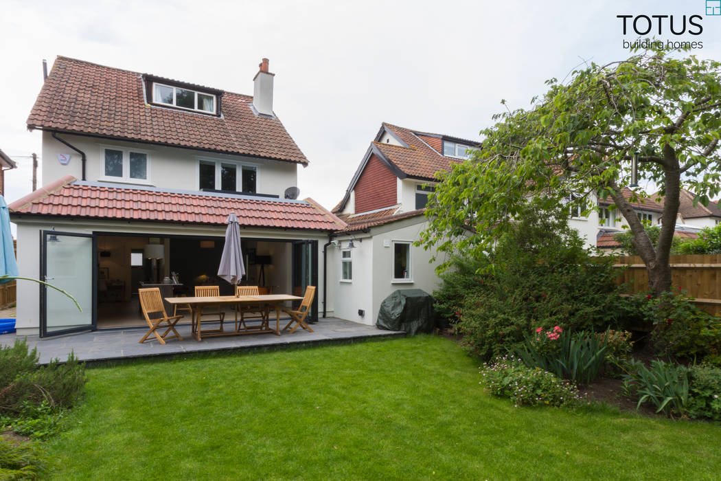 New life for a 1920s home - extension and full renovation, Thames Ditton, Surrey, TOTUS TOTUS Maisons classiques