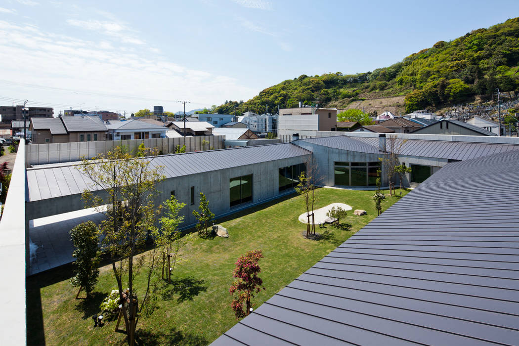 AH2, 依田英和建築設計舎 依田英和建築設計舎 Casas modernas