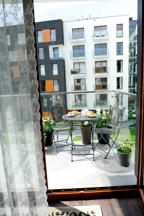 Apartament Novum, AgiDesign AgiDesign Balcone, Veranda & Terrazza in stile classico