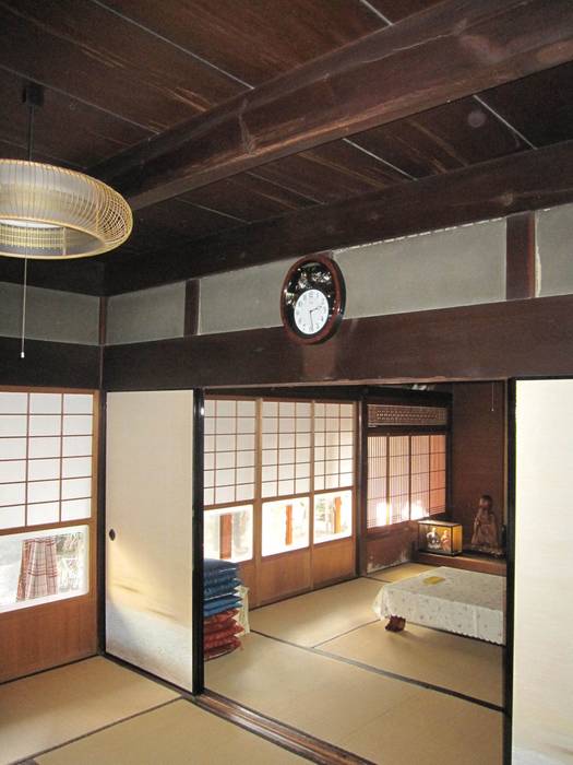 江波本町の家, エルイーオー設計室: エルイーオー設計室が手掛けた折衷的なです。,オリジナル