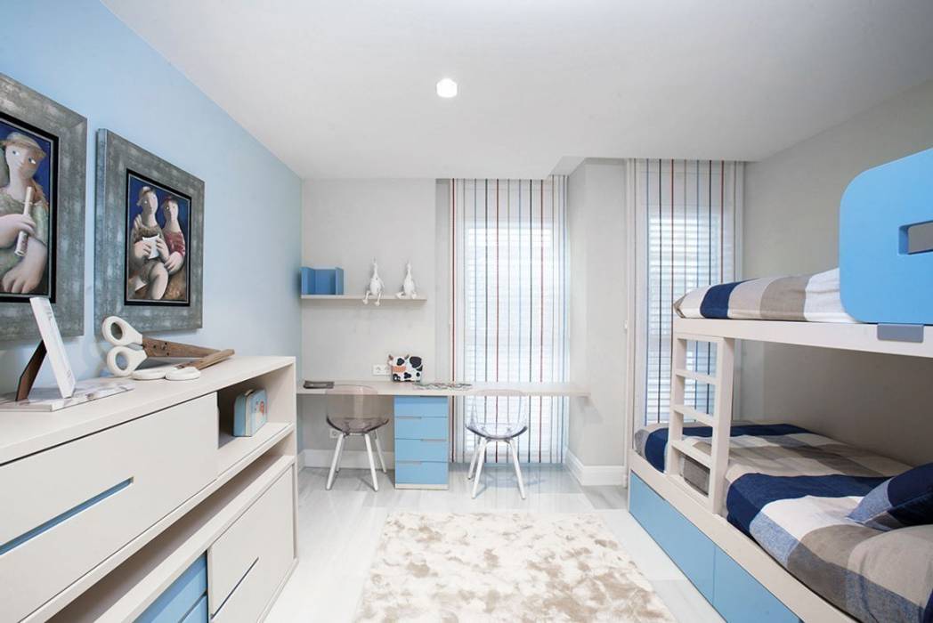 Vivienda en Sarria con suelo de mármol, Inèdit Inèdit Dormitorios infantiles de estilo clásico