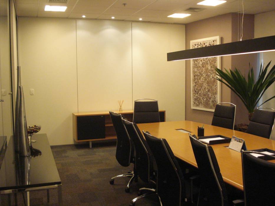 Sala Reunião - escritório SP E|F DESIGN.INTERIORES.PAISAGISMO Espaços comerciais Espaços comerciais