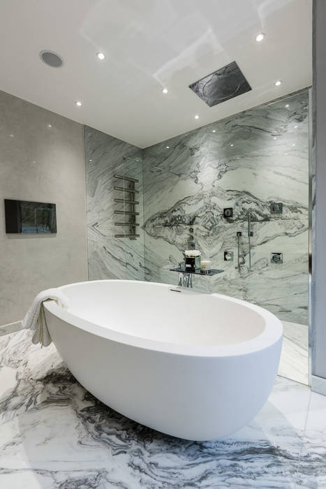 Master Bedroom Ensuite Luke Cartledge Photography Classic style bathroom