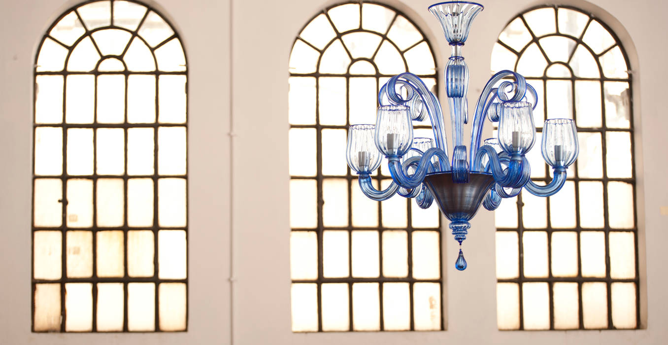 CELSI - Modern clear blue chandelier, YourMurano Lighting YourMurano Lighting Salon moderne Verre Eclairage