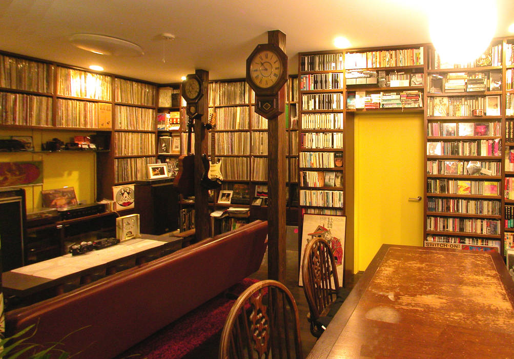 レコードライブラリーにリフォーム, ユミラ建築設計室 ユミラ建築設計室 ห้องนั่งเล่น