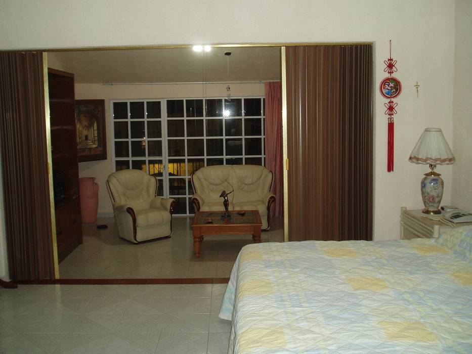 Suite / Recamara principal y sala de estar en su estado original PATIO MEXICANO