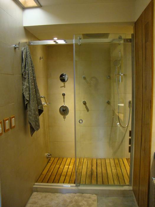 baño en suite después de intervención sector ducha Hargain Oneto Arquitectas