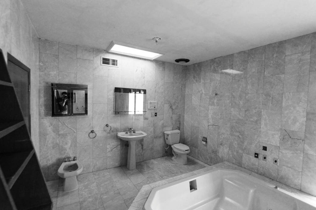 Remodelación Casa BR, Juan Luis Fernández Arquitecto Juan Luis Fernández Arquitecto Modern Bathroom